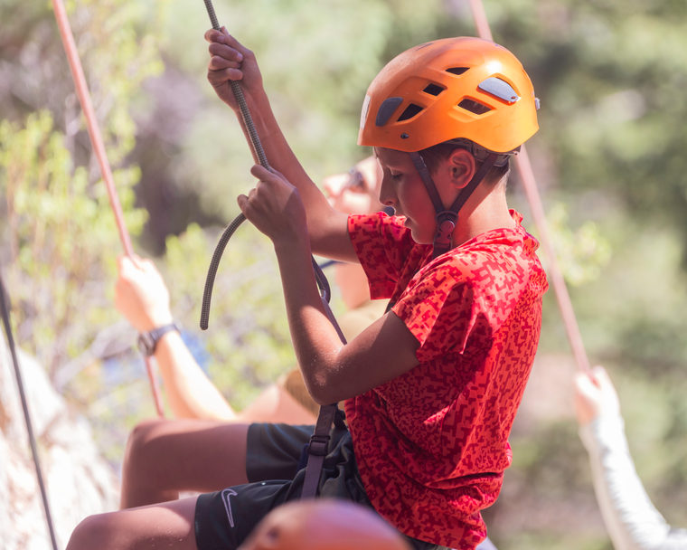 Climbing, frame R016