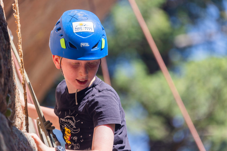 Climbing, frame R017