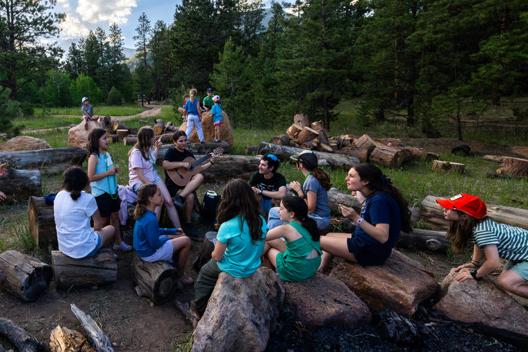 Campfire, frame R039